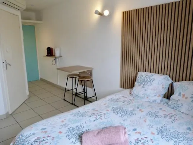 Lägenhet Le Clos D'Aix Studio 208 Parking Et Piscine Gratuite Aix-en-Provence